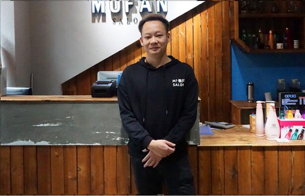 美發(fā)洗頭洗不好，被罵誰都會不爽