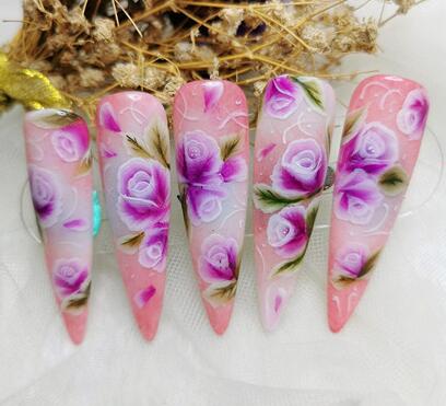 南寧美甲學(xué)校：關(guān)于封層你要知道的美甲知識(shí)