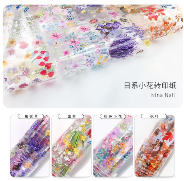 美甲轉(zhuǎn)印紙怎么操作？廣西南寧美甲學(xué)校手把手教你