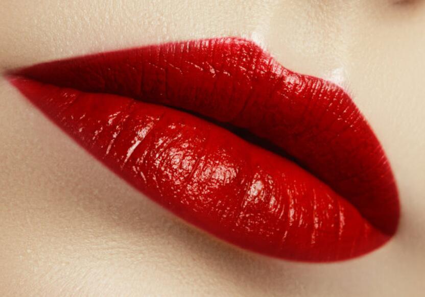 紋唇后不能吃哪些東西？快來看看廣西專業(yè)紋繡學(xué)學(xué)校怎么說