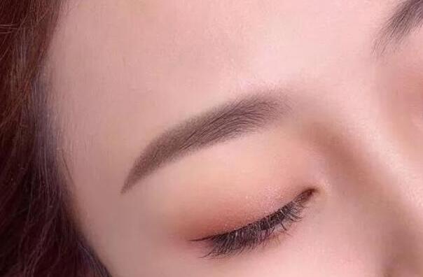 條眉為什么不上色？廣西正規(guī)紋繡培訓(xùn)幫你解答