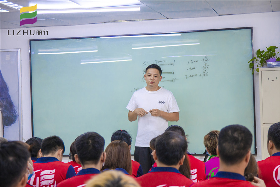 廣西美發(fā)學校就業(yè)宣講會：伯爵護膚連鎖機構(gòu)專場