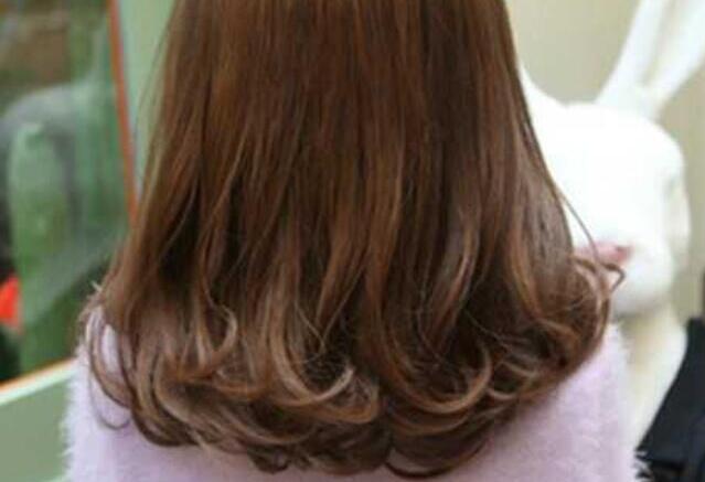 梨花頭怎么剪？廣西卷發(fā)培訓(xùn)分享