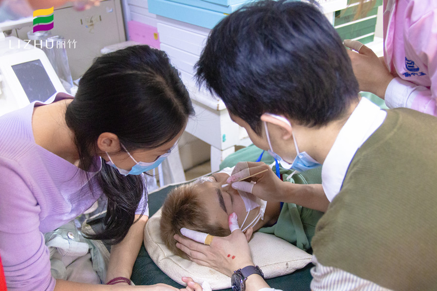 紋眉發(fā)炎了怎么辦？廣西紋繡護(hù)理技巧分享