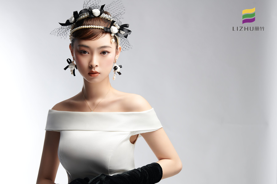 為什么新娘妝顯老？廣西彩妝教材給你分析