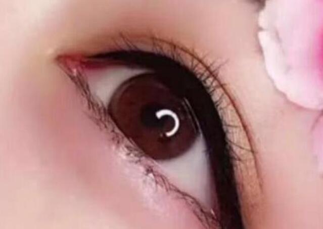 美瞳線需要紋小尾巴嗎？南寧紋繡專業(yè)學(xué)校課程