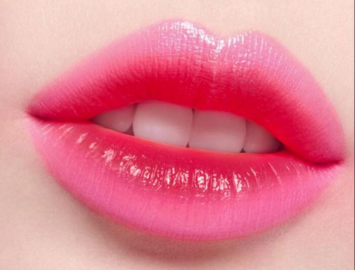 紋唇不同年齡如何選色？廣西眉眼唇學(xué)校課程