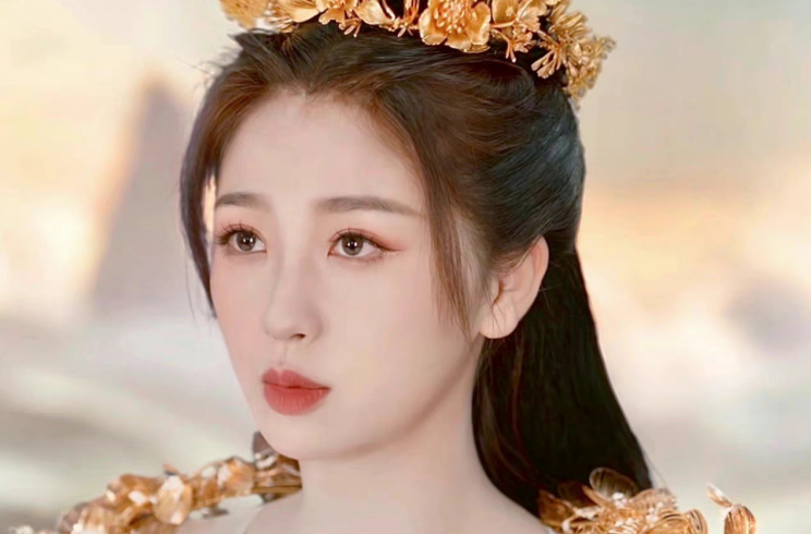 息山神女的眼妝教程，真的又仙又御