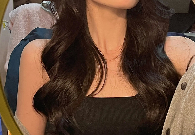 如何用電棒卷出氛圍感卷發(fā)？廣西燙染學(xué)校教你