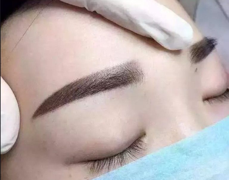 紋眉發(fā)生排斥怎么辦？零基礎(chǔ)學(xué)紋繡廣西