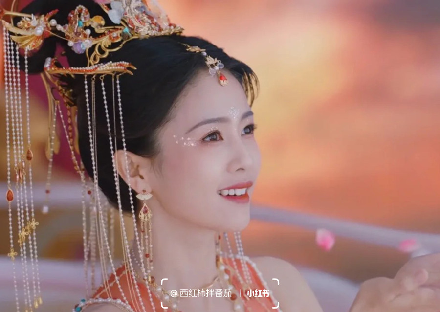 白鹿國風眼妝教程，南寧培訓美妝