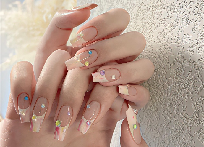 氛圍感美甲，南寧網(wǎng)紅美甲造型培訓(xùn)推薦