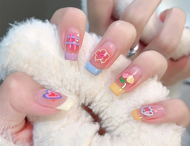 夏日氣質(zhì)少女美甲，南寧美甲培訓(xùn)