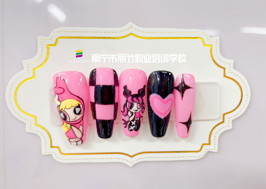 廣西美甲教學(xué)課件---美甲掉漆怎么辦？