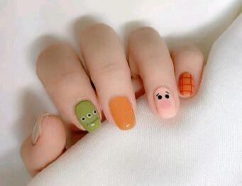 可愛繪畫美甲，南寧美甲培訓(xùn)中心美甲分享