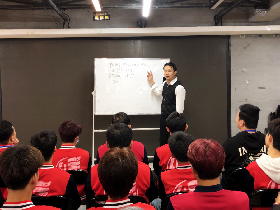 南寧美發(fā)職業(yè)學校就業(yè)宣講：乾健·形象設計沙龍專場