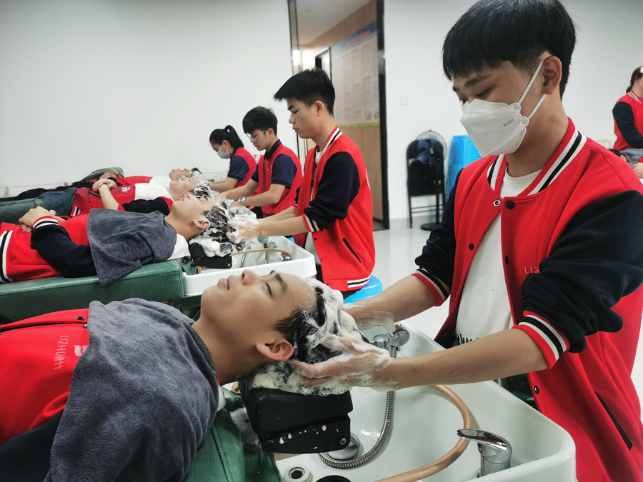 掉頭發(fā)的根本原因，南寧洗發(fā)護(hù)膚培訓(xùn)講解