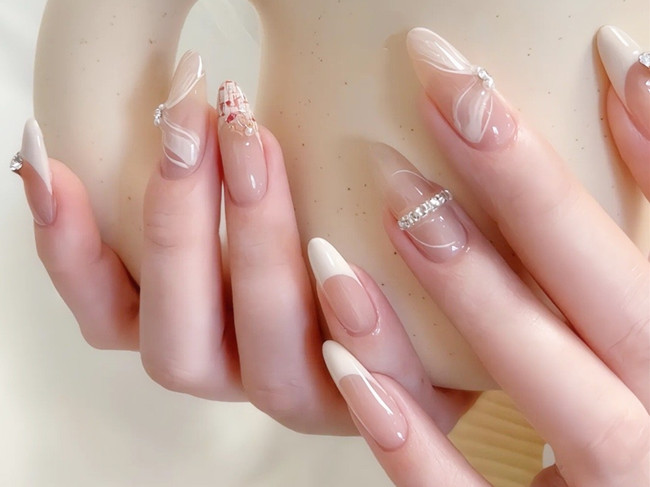 仙女風法式美甲，廣西學(xué)美甲零基礎(chǔ)