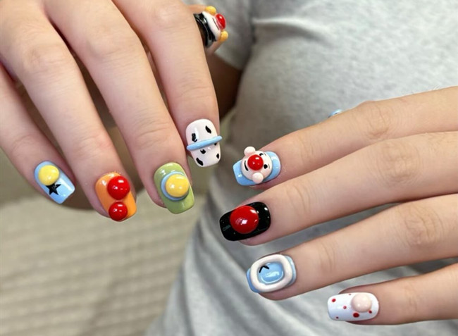 春日卡通美甲，廣西美甲造型培訓整合