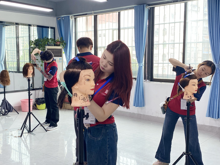 三角形堆積重量，南寧美發(fā)學(xué)校課程